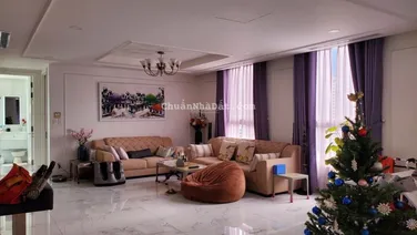 Cần bán căn hộ Penthouse Star Hill diện tích 214m, 3PN, 3WC, 2 ban công nội thất cao cấp