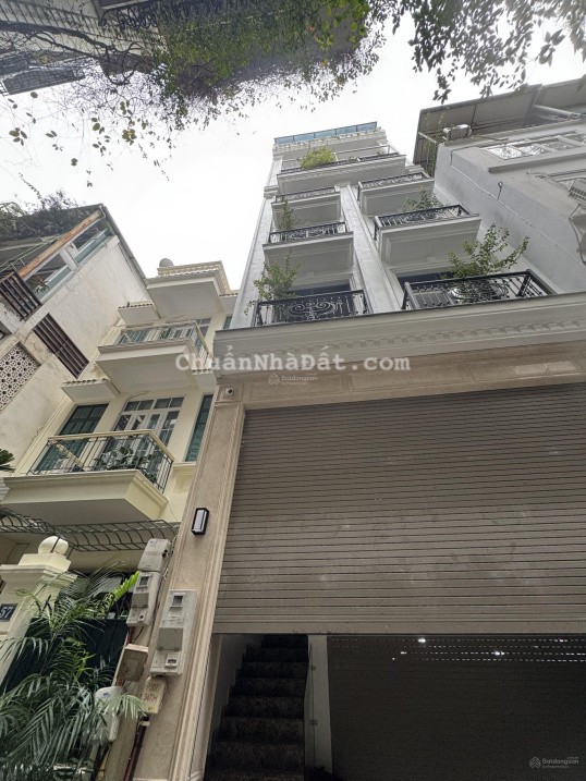 Bán toà nhà 9 tầng diện tích 120m2 tại phố Hạ Hồi, Quận Hoàn Kiếm, giá 62 tỷ, có gara ô tô