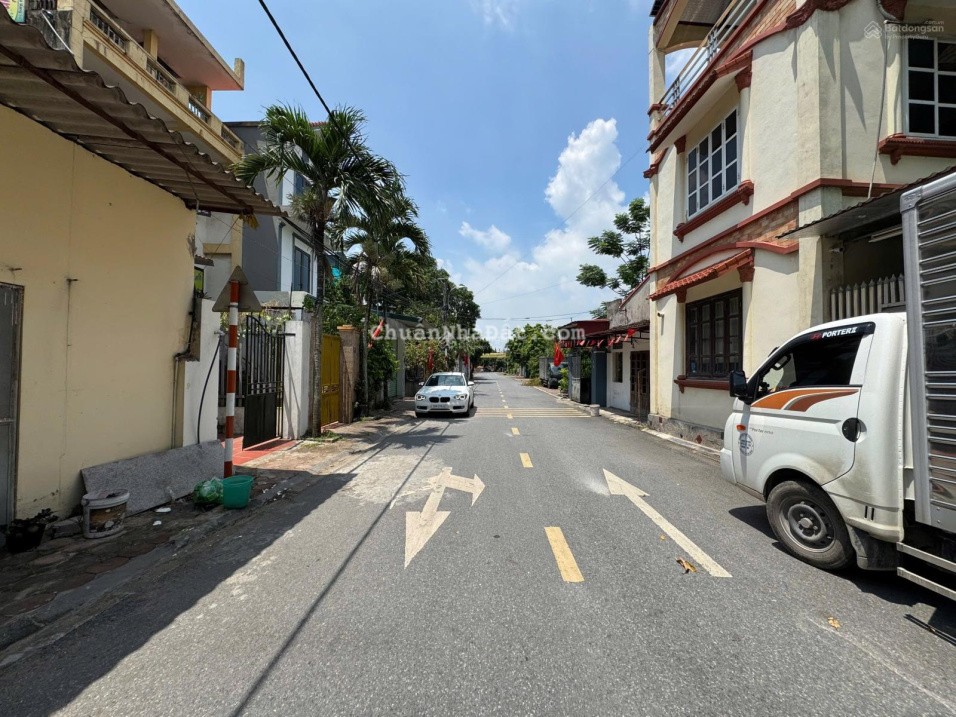 Hàng hiếm tại Giao Tất A, Phú Sơn, Gia Lâm, Hà Nội - DT 50m2, đường trục chính