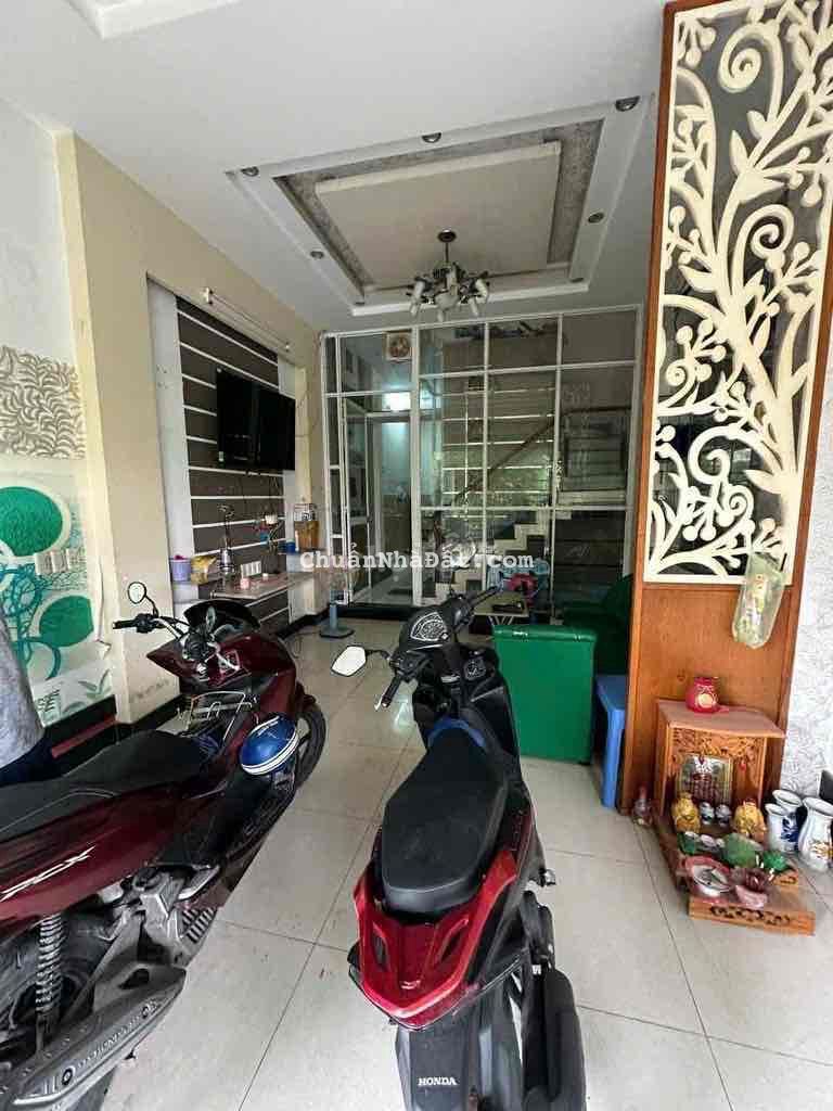 [Bình Chánh],view hồ,nhỉnh 4 tỷ,hẻm xe máy,4X12,3 tầng