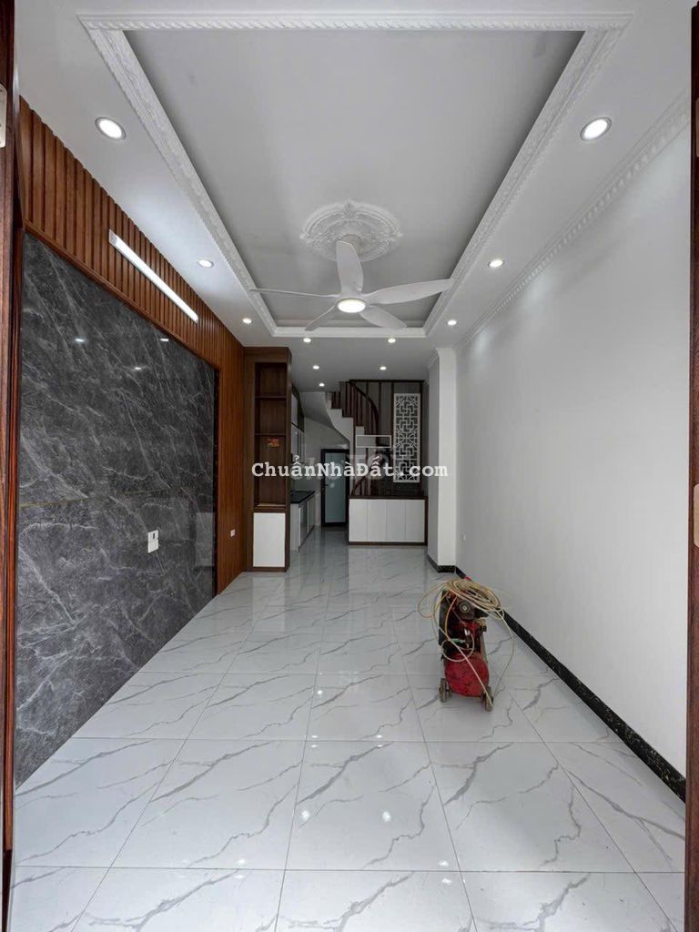 ĐẦU TƯ LÀ LỜI 42M X 4T-ÔTÔ đỗ cửa-ngay khu đấu giá XÃ,chợ,trường 100m