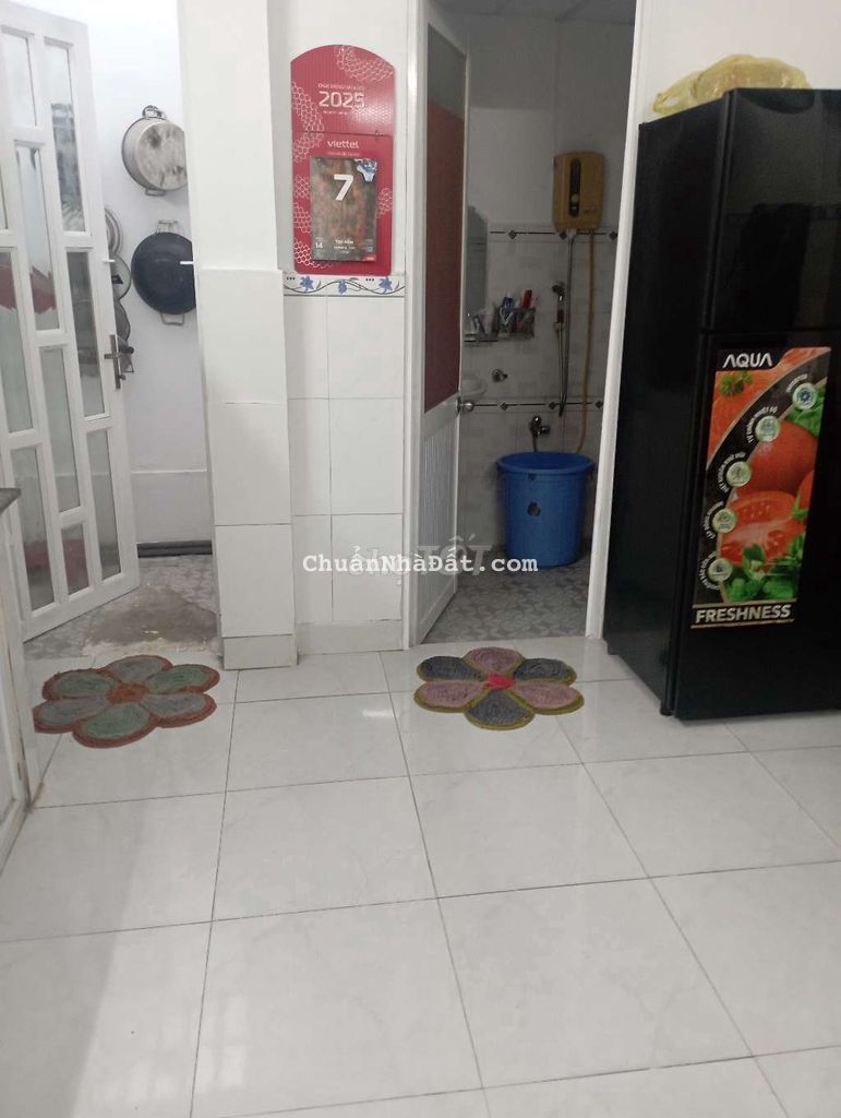 Nhà Mt đường c4