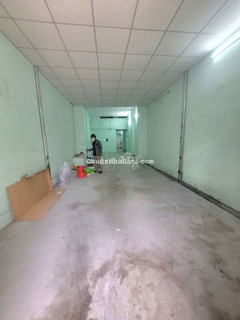 8 tr dt 4x23 hẻm tải.lê văn quới