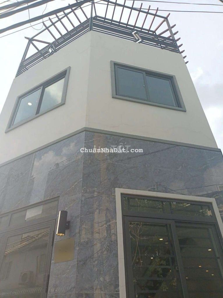 Bán Nhà 3 Tầng, 5x19.5, hẻm xe hơi 8M, đường Lê Văn Quới,nhỉnh 5Tỷ xíu