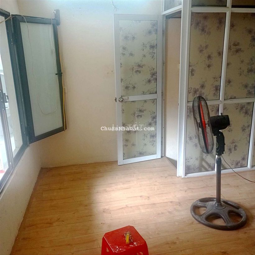 Cho thuê nhà 2 tầng