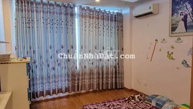 Cho thuê nhà Cầu Diễn DT 60m x 4 tầng 4PN đường ô tô 10 Triệu