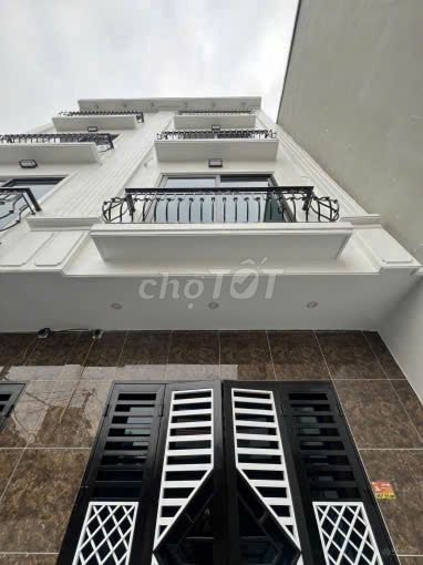 RẺ ĐẸP CHỈ TỪ 3,49 TỶ, NHÀ 4T QUYẾT TIẾN NGÕ TO RỘNG, GẦN ĐẠI LỘ TL