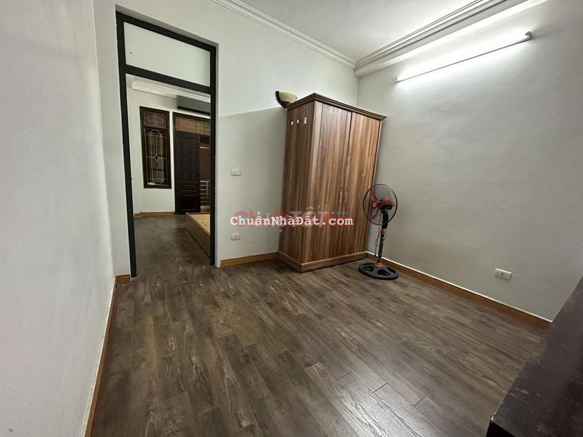 Cho thuê nhà riêng gần công viên hoà bình