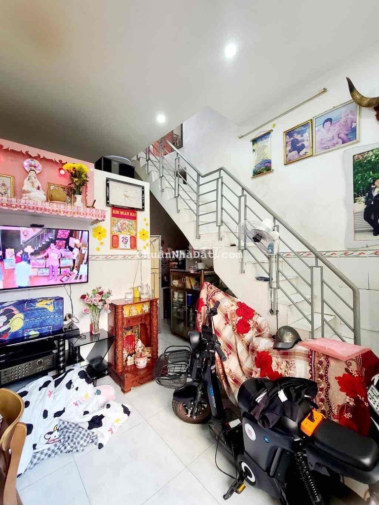 Bà Hom -Phường 13, Quận 6,   Giá rẻ 3️⃣🧄.    DT 5mx6m= 30m2