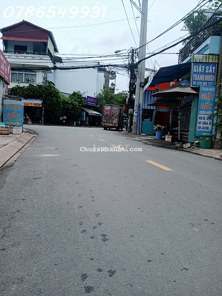 NHÀ ĐẸP TRỆT LẦU  HẺM XE HƠI 3PN  TRUNG TÂM PHƯỚC LONG B  GIÁ NHỈNH 5